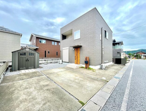 東近江市五個荘三俣町の中古一戸建