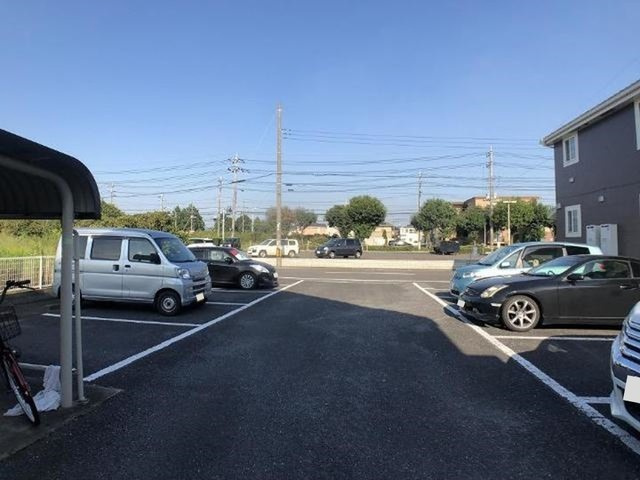 ニューハニーハイツ　Ｄの駐車場|駐車場