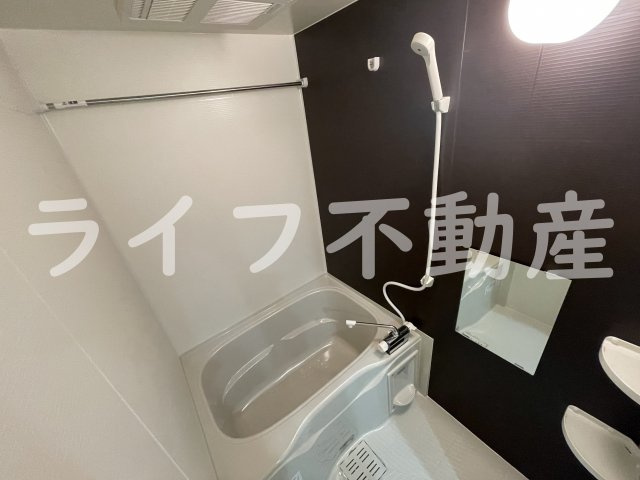 フジパレス神田町の浴室|コンパクトで使いやすいお風呂です
同物件別タイプのお部屋写真です。