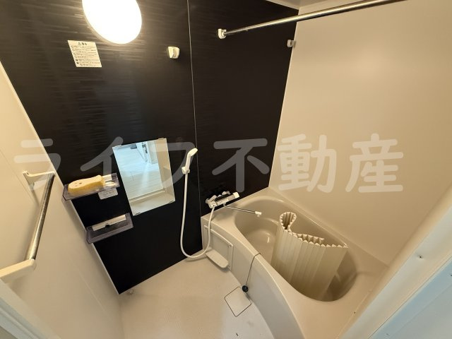 エムズコート新石切の浴室|きれいなお風呂です