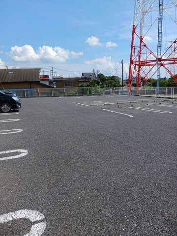 アルカンシェルヒルズⅡの駐車場