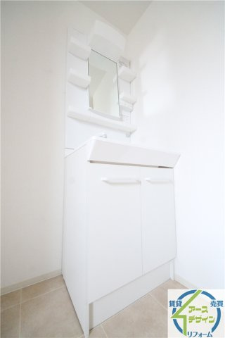 ソレイユ西神戸の独立洗面台|※類似部屋
