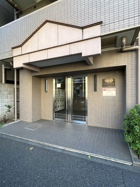 メインステージ早稲田のエントランス