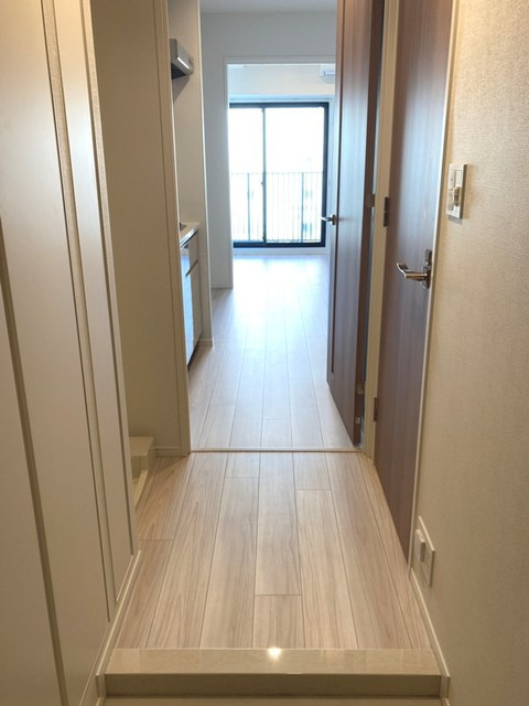 パークアクシス両国スクエアの玄関|※写真は同タイプ住戸です。