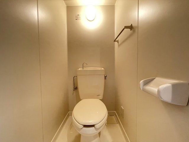 INOVE菱屋西のトイレ