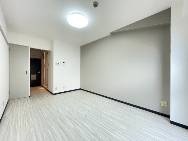INOVE菱屋西の居間・リビング