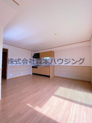 【居間・リビング】 | 　ルシアコート村野 | 使いやすいリビングです