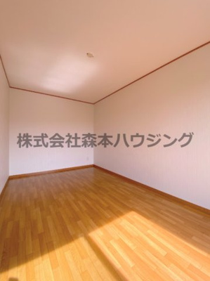 【洋室】 | 　ルシアコート村野 | ゆったりした洋室です