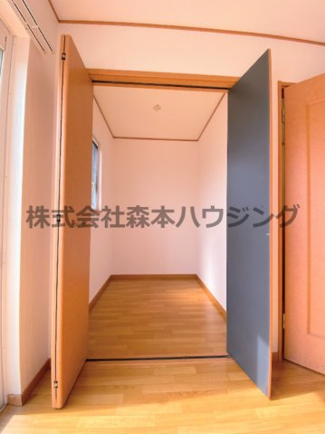 【収納】 | 　ルシアコート村野 | ウォークインクローゼットです
