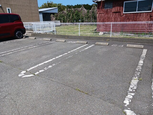 スクウェアの駐車場|駐車場です