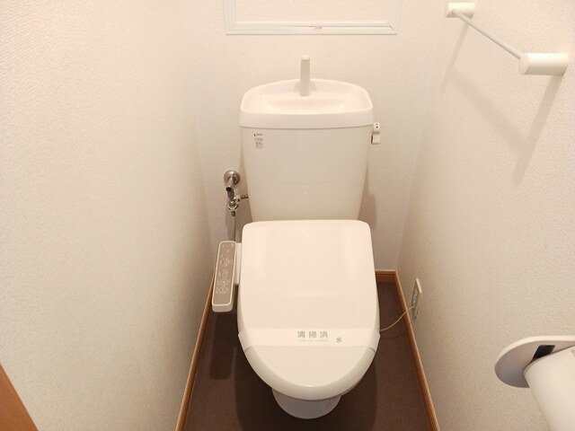 スクウェアのトイレ|ゆったりとした空間のトイレです