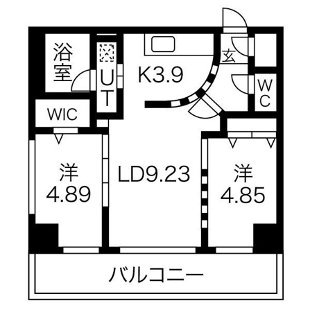 コローレ知事公館前