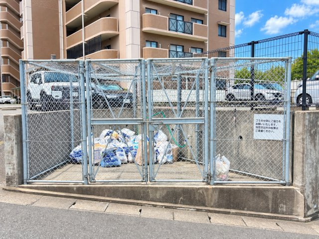 ペルル企救丘弐番館のその他共用部分|敷地内にゴミステーションを完備♪毎日のゴミ出しにも便利な嬉しい共用設備です♪