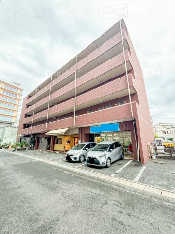 F-Gemの駐車場|駅まで徒歩4分の好立地です☆