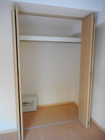 ロレットの小路の収納