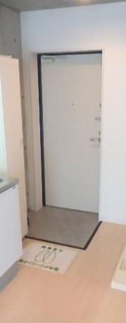 レガリア千川の玄関