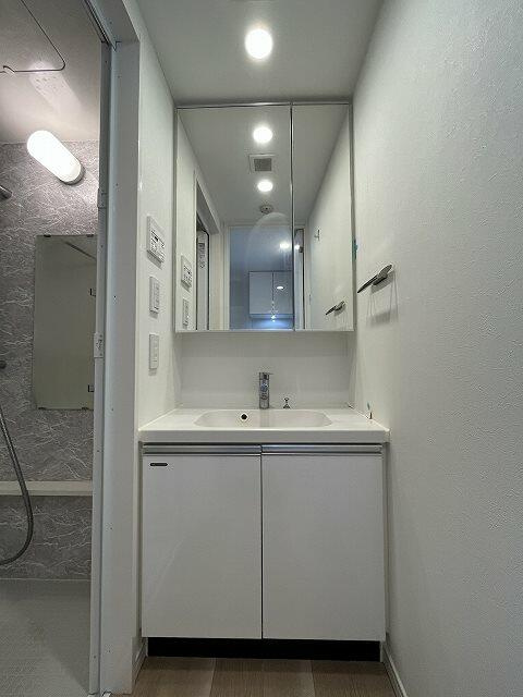 ＭＡＸＩＶ北千住の独立洗面台