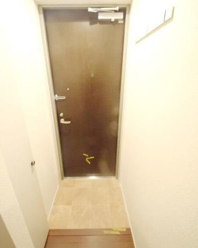 ジプソフィリアの玄関