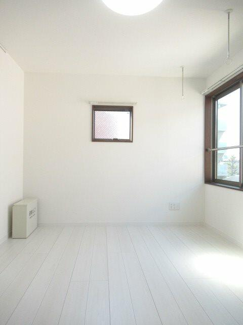グランクオール町屋レジデンスの洋室