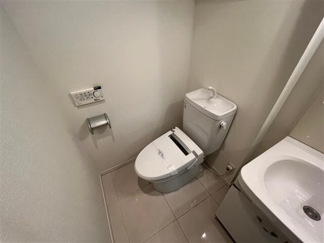 コンシェリア御茶ノ水のトイレ