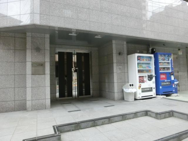 コンシェリア御茶ノ水のエントランス