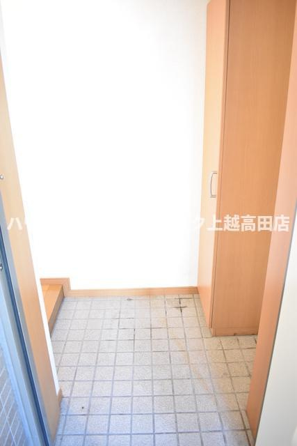 ベルオーク戸野目の玄関|玄関