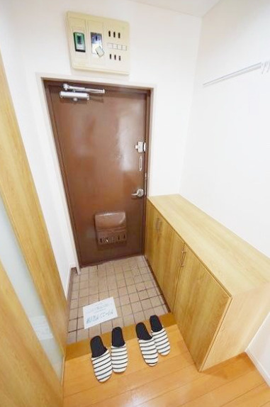 テラスレジデンス西つつじヶ丘の玄関