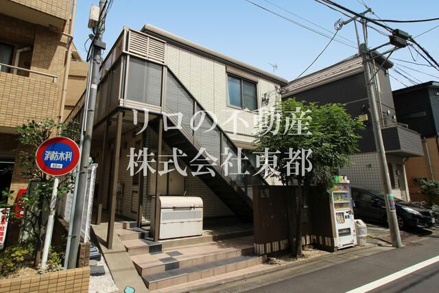Ｔ’ｓ　ｃｏｕｒｔ　鷹番の外観|外はこのようになっています