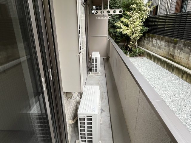ペルシカ　ミコのバルコニー