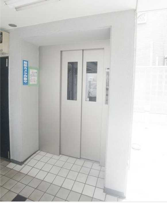 ヒルズ駒場東大前　分譲賃貸　室内洗濯機置き場　外観タイル貼りのその他