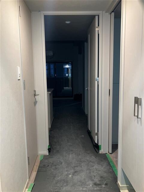 S-RESIDENCE福島diverseの玄関