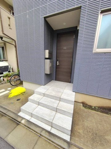 ＨＥＢＥＬ　ＭＡＩＳＯＮ　ＫＧのエントランス|★玄関ドアはビットキー対応です★
