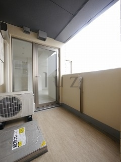 グロースレジデンス横浜大通り公園のバルコニー
