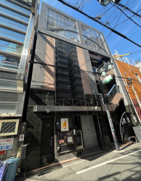 大阪市中央区東心斎橋２丁目の店舗一部