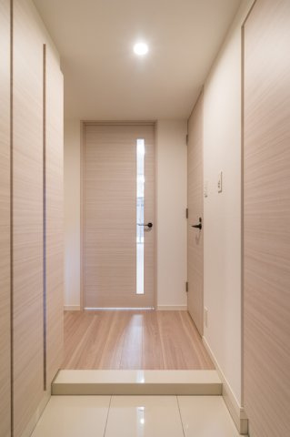 KDXレジデンス梅島の玄関