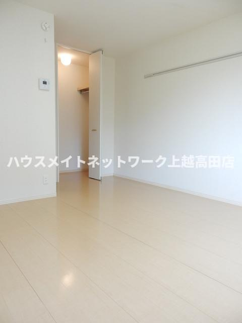 ルピナスⅠの洋室|洋室9.0帖