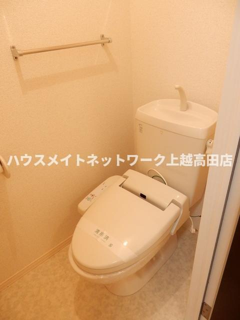 ルピナスⅠのトイレ|温水洗浄暖房便座