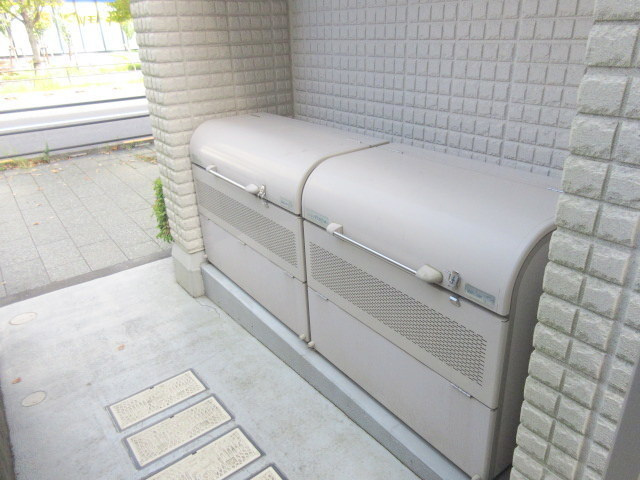 ＩＢＩＳ　ＣＯＵＲＴのその他