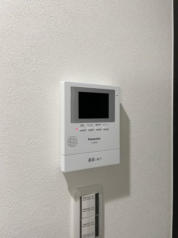 ヒルズナイン