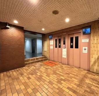 ライオンズプラザ新宿のロビー