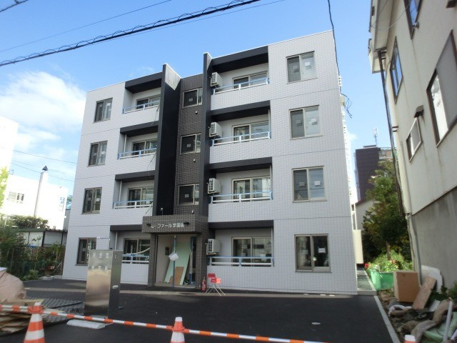 ル・ファール学園前