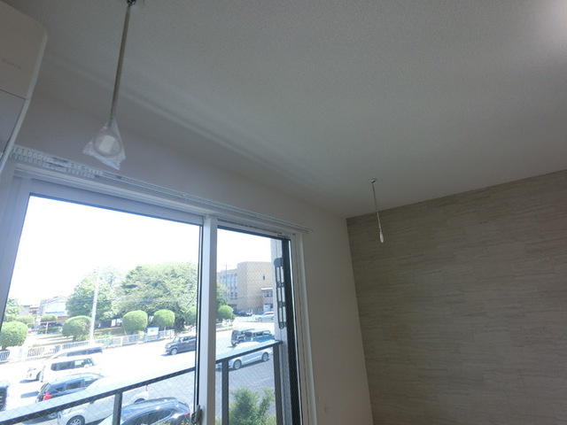 D-ROOM岩押町のその他|雨の日も安心室内物干