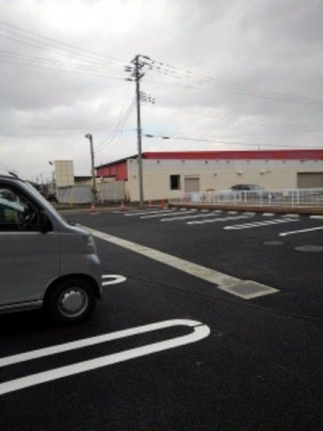 メイプル　ガーデンⅡの駐車場