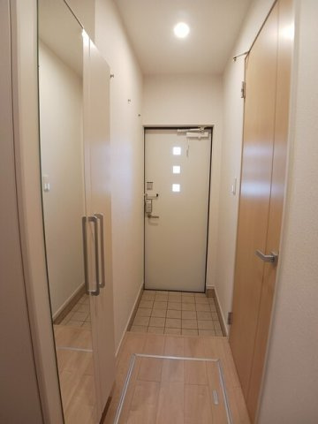 メイプル　ガーデンⅡの玄関
