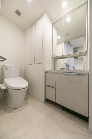 ライオンズフォーシア築地ステーションの洗面所|※写真は同タイプ住戸です。