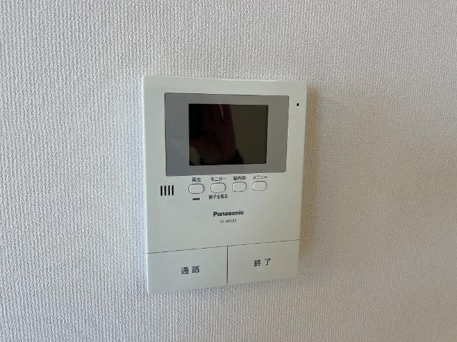 グレーシアの内装|カメラ付インターホン