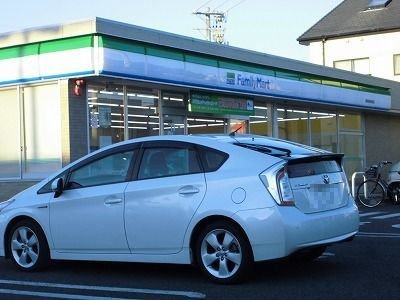 ルージュ・ＮⅡの周辺|ファミリーマート静岡南瀬名町店まで220m