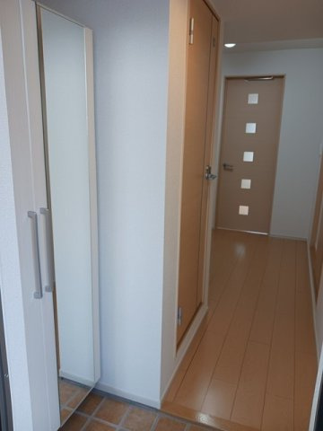 コリーダ．Ｓの玄関