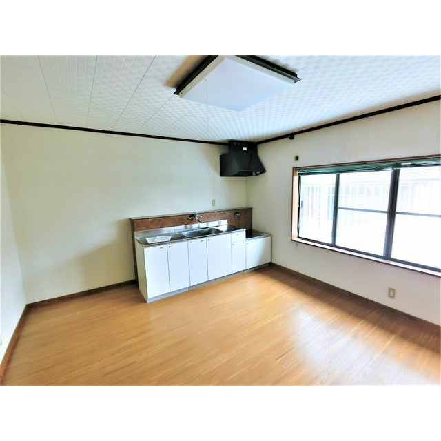 本巣郡北方町北方の一戸建てのキッチン