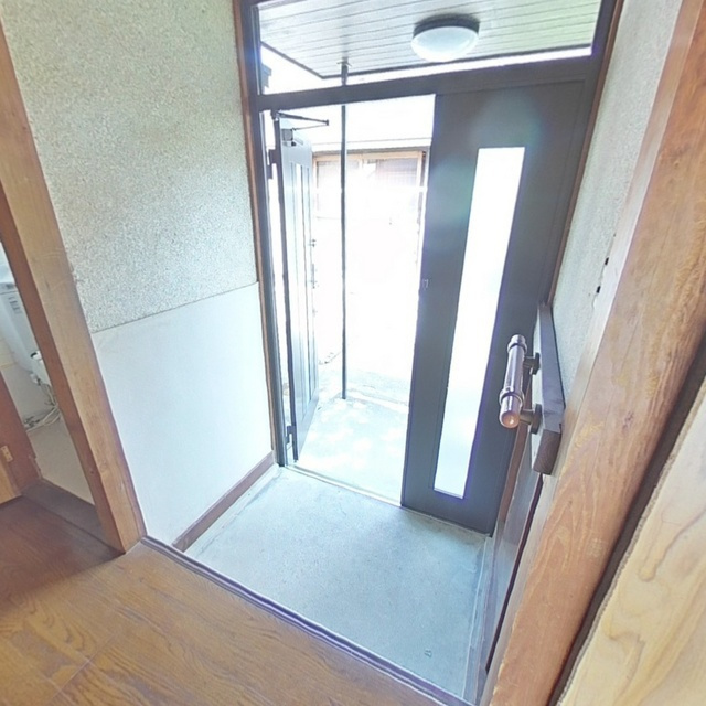 岐阜市市橋６丁目の一戸建ての玄関|玄関